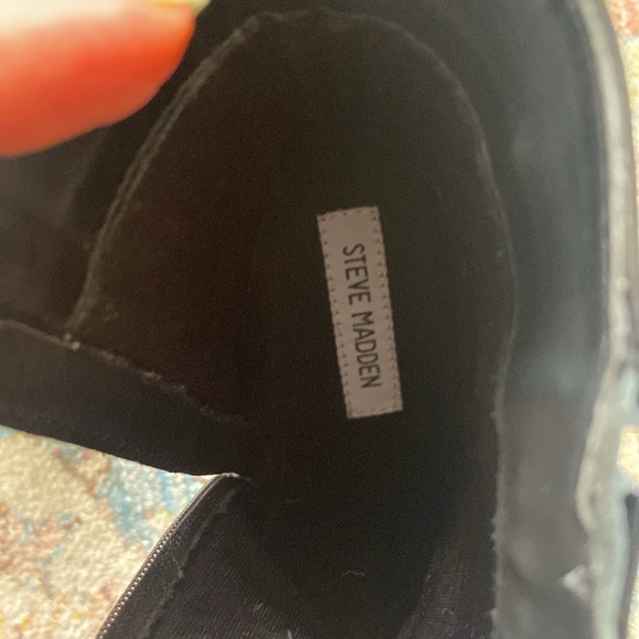 Steve Madden Sawyer Black Patent Leather Platform Ankle Boots size 6 - Picture 12 of 12